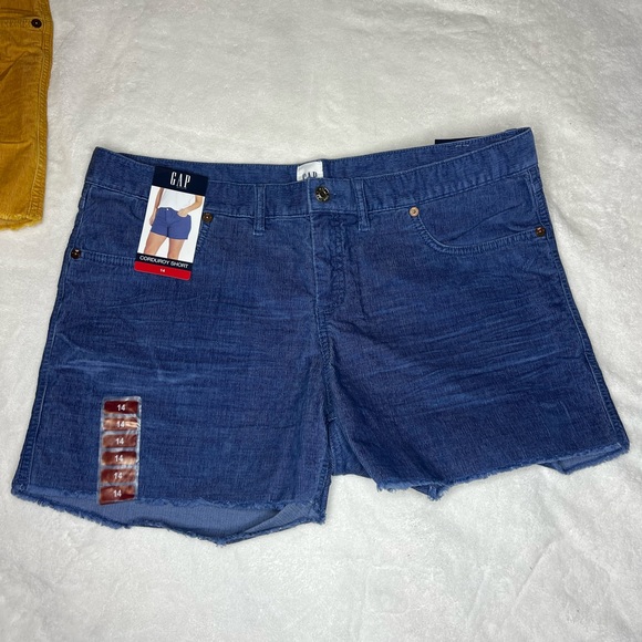 Gap Corduroy Shorts - 2 pair - Picture 5 of 7